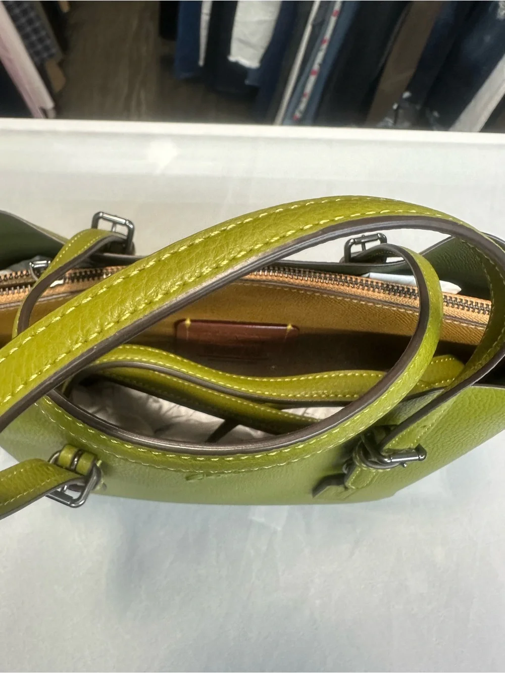 Coach Mollie Tote Bag 25. New no tag